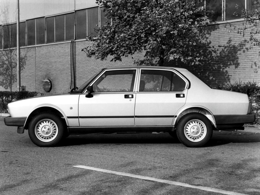 Alfa Romeo Alfetta (116) '1983 - 84